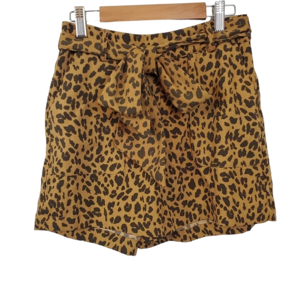 A NEW DAY | ANIMAL PRINT LEOPARD CINCHED WAIST DRESSY SHORT SHORTS WOMEN SIZE XS